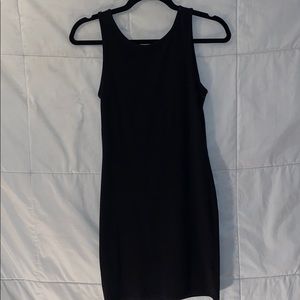 Black bodycon dress
